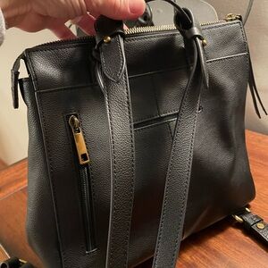 Fossil convertible backpack/shoulder bag, black.